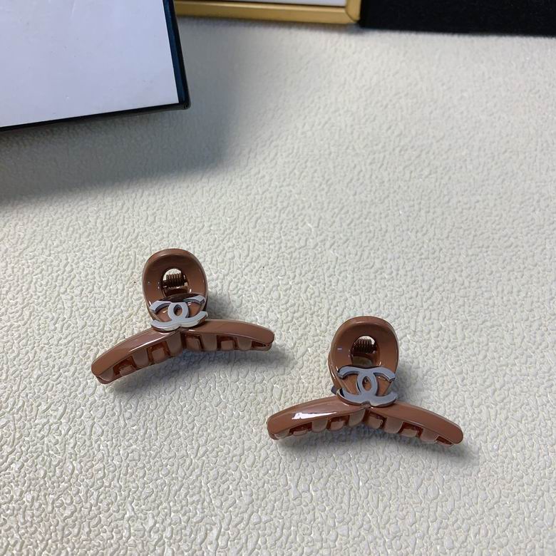 Chanel Hair Grab Clip  (5)